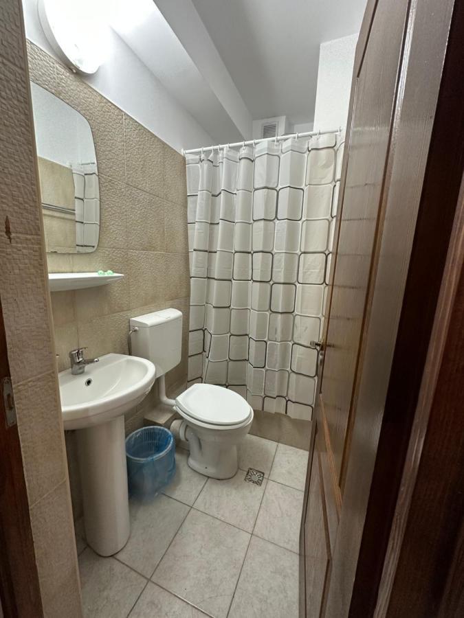 Casa Rustic Cazare Пітешть Екстер'єр фото