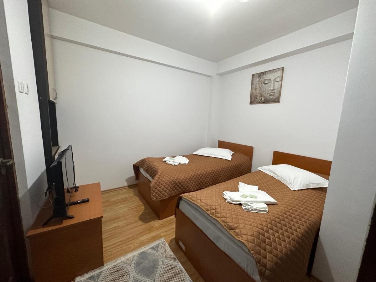 Casa Rustic Cazare Пітешть Екстер'єр фото