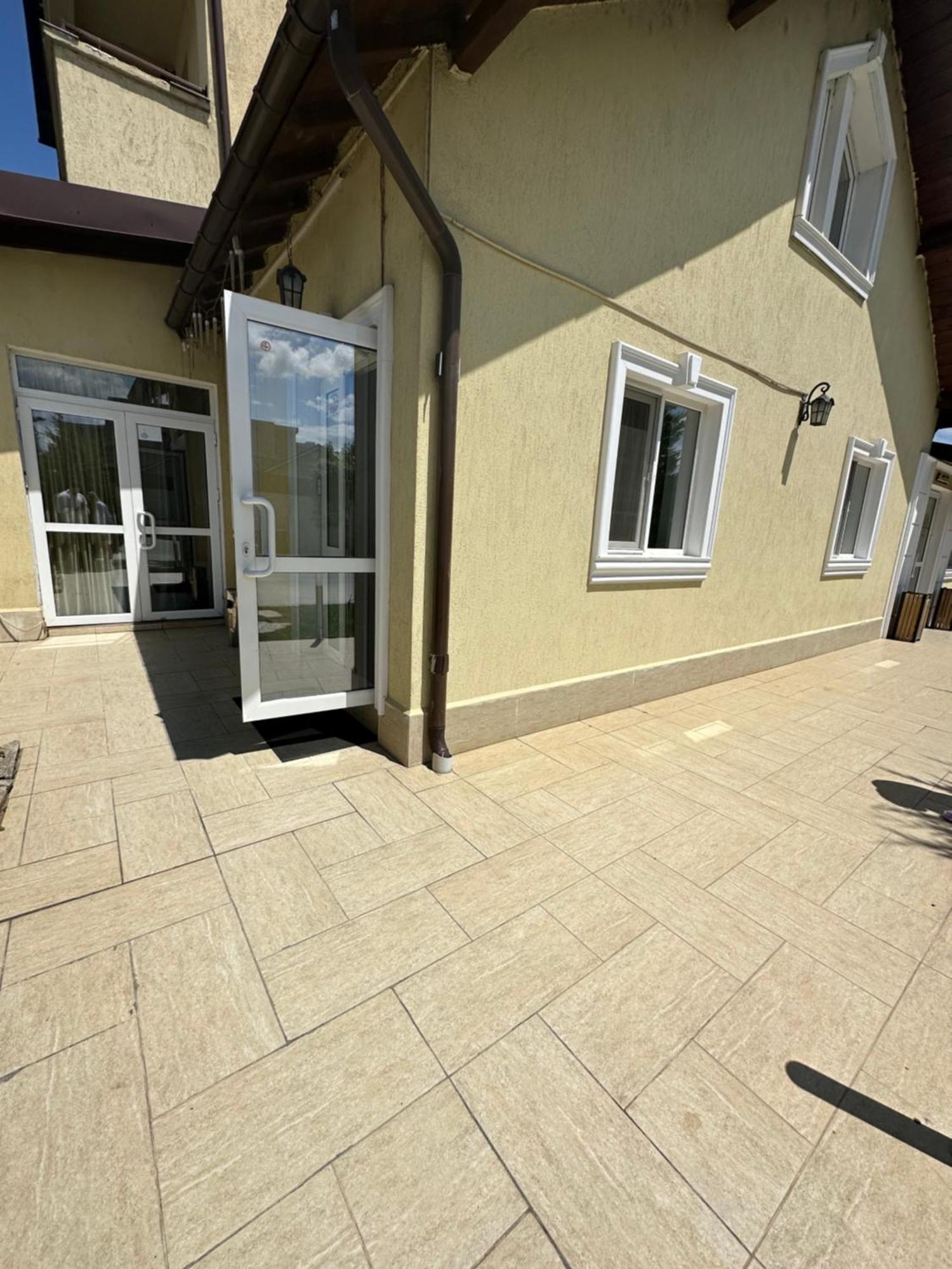 Casa Rustic Cazare Пітешть Екстер'єр фото